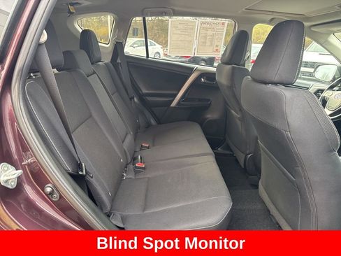 Used 2018 Toyota RAV4 XLE image 21