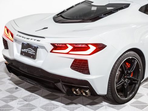 Used 2022 Chevrolet Corvette Stingray Coupe w/ 1LT RWD image 8