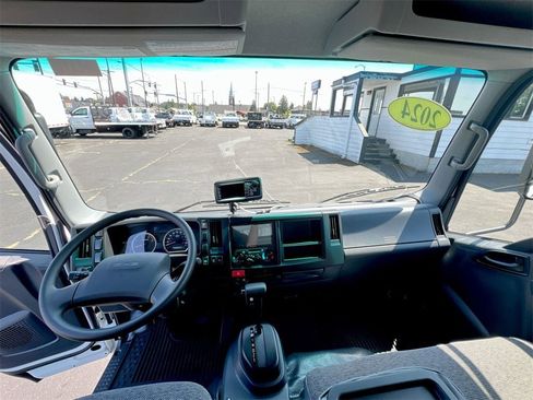 New 2024 Chevrolet Low Cab Forward 5500XD image 17