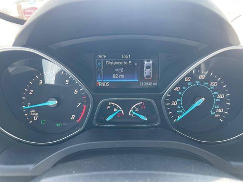 Used 2016 Ford Escape SE w/ SE Leather Comfort Package AWD/4WD image 17