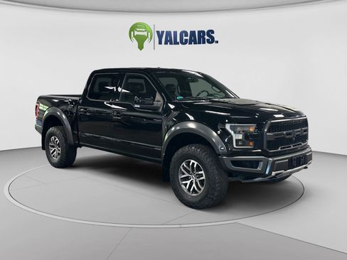 Used 2017 Ford F150 Raptor w/ Equipment Group 802A Luxury AWD/4WD image 7