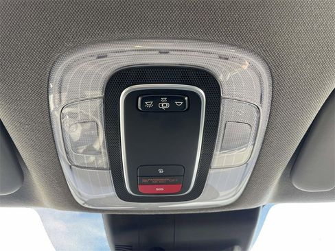 Certified 2023 Hyundai Elantra SEL image 30