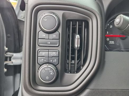 Certified 2025 Chevrolet Silverado 2500 Custom w/ Custom Value Package AWD/4WD image 16