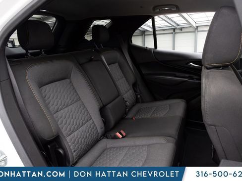 Used 2019 Chevrolet Equinox LT FWD image 16