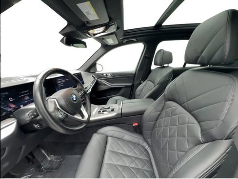 Used 2024 BMW X5 sDrive40i RWD image 21