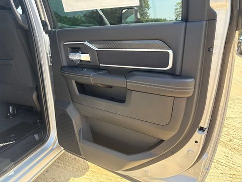 New 2026 RAM 2500 Big Horn AWD/4WD image 24