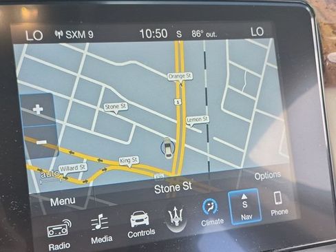 Used 2018 Maserati Quattroporte S GranSport Q4 AWD/4WD image 16