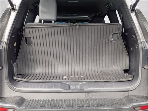 Used 2023 Lexus LX 600 F Sport image 6