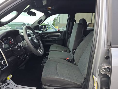 Used 2024 RAM 1500 Warlock AWD/4WD image 3