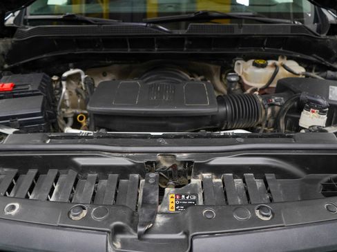 Used 2020 Chevrolet Silverado 1500 Custom w/ Custom Value Package image 29