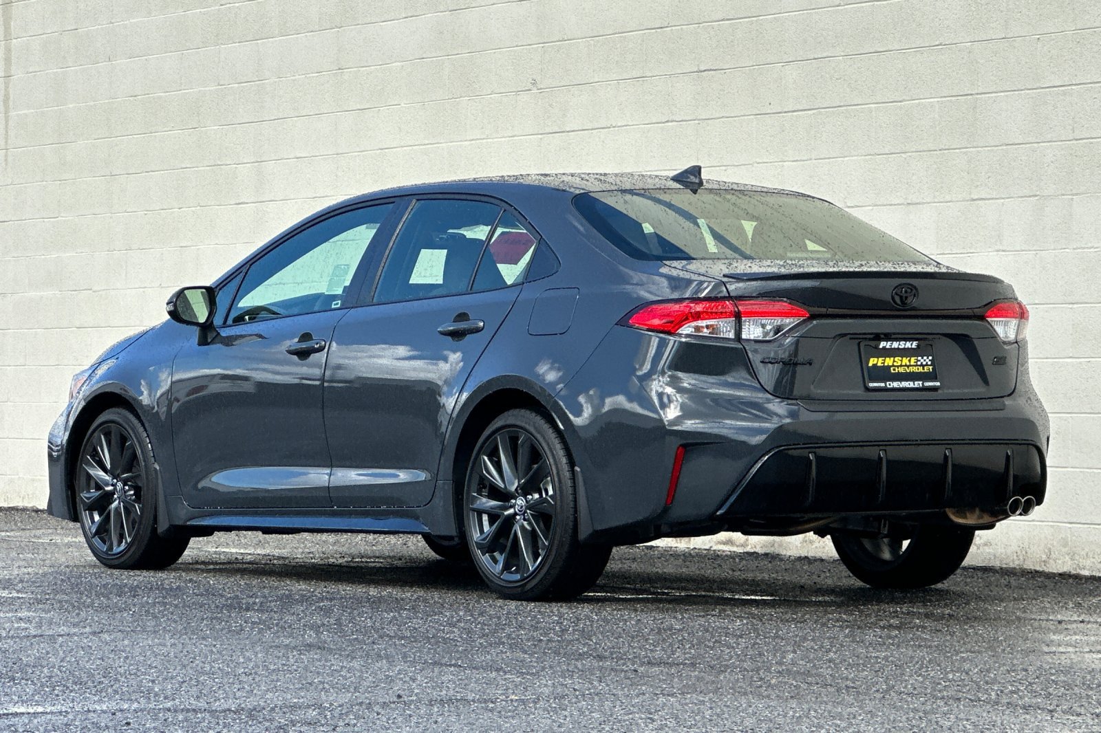 Used 2026 Toyota Corolla SE w/ SE Package FWD image 6