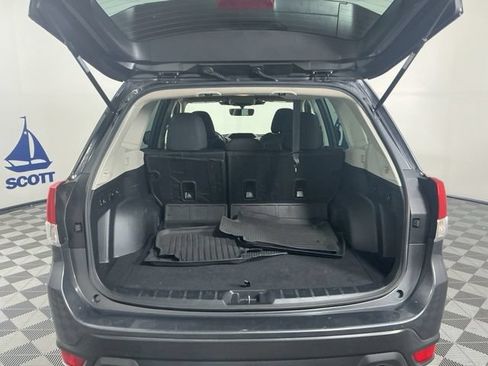 Used 2023 Subaru Forester Premium AWD/4WD image 22