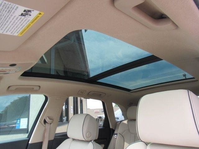 Used 2021 Audi Q5 Prestige w/ Prestige Package AWD/4WD image 18