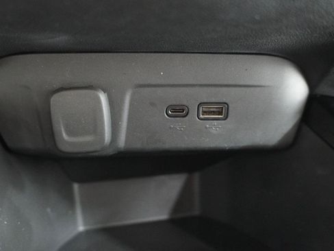 Used 2024 Chevrolet Trax ACTIV w/ Driver Confidence Package FWD image 17