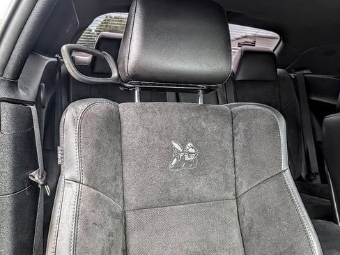 Used 2022 Dodge Challenger R/T Scat Pack RWD image 14