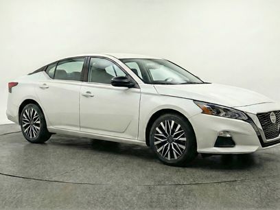 Used 2025 Nissan Altima 2.5 SV