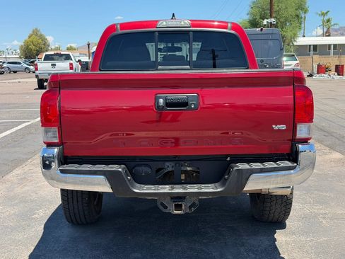 Used 2016 Toyota Tacoma TRD Off-Road w/ Towing Package AWD/4WD image 8