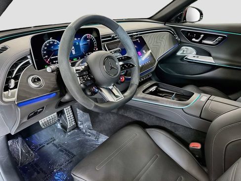 Certified 2026 Mercedes-Benz E 53 AMG e 4MATIC Wagon image 9