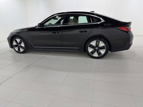 Used 2025 BMW i4 xDrive40i w/ Parking Assistance Package image 2