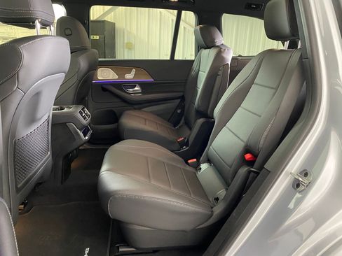 New 2025 Mercedes-Benz GLS 450 4MATIC image 13
