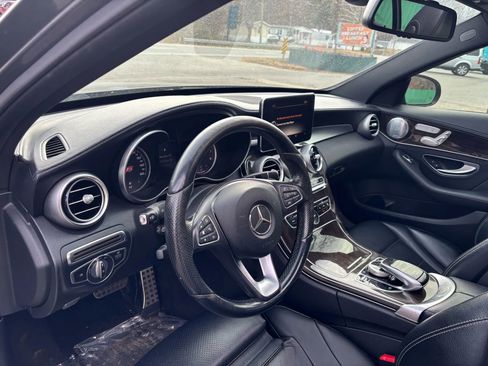 Used 2017 Mercedes-Benz C 300 4MATIC Sedan w/ Premium 3 Package image 23