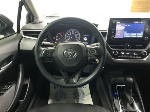 Used 2020 Toyota Corolla LE image 15