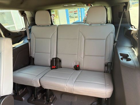 Used 2022 Chevrolet Tahoe LT AWD/4WD image 21