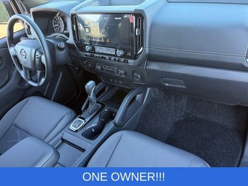 Used 2026 Nissan Frontier SV w/ Tow Package AWD/4WD image 14