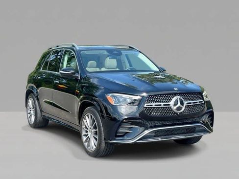 Used 2024 Mercedes-Benz GLE 350 4MATIC image 2