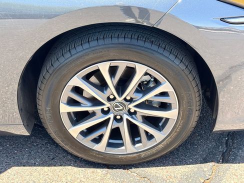 Used 2025 Lexus ES 350 FWD image 8