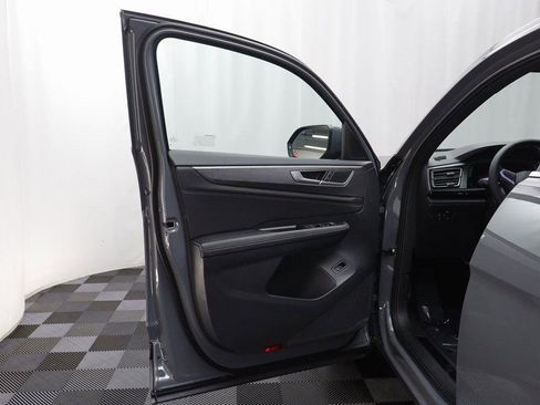 New 2026 Volkswagen Atlas Cross Sport SE image 5