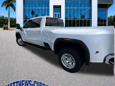 Used 2026 GMC Sierra 3500 Denali Ultimate AWD/4WD image 5