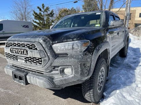 Used 2023 Toyota Tacoma SR5 w/ SX Package image 2