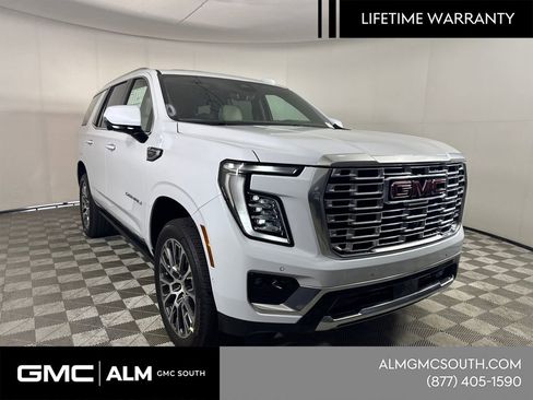 New 2026 GMC Yukon Denali w/ Denali Reserve Package AWD/4WD image 4