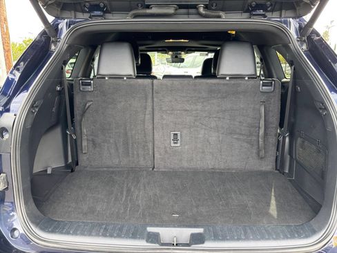 Used 2024 Toyota Highlander XSE FWD image 30