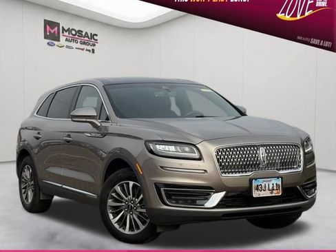 Used 2019 Lincoln Nautilus Select FWD image 1