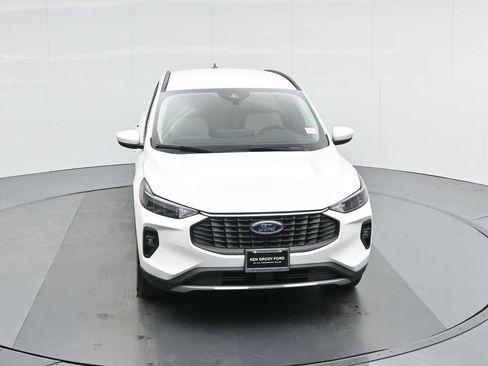 New 2025 Ford Escape SE image 39