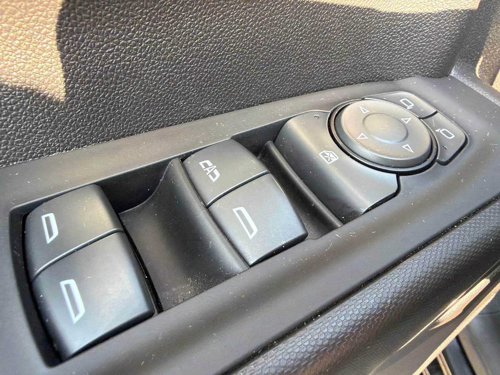 Used 2024 Chevrolet Silverado 1500 Custom RWD image 21