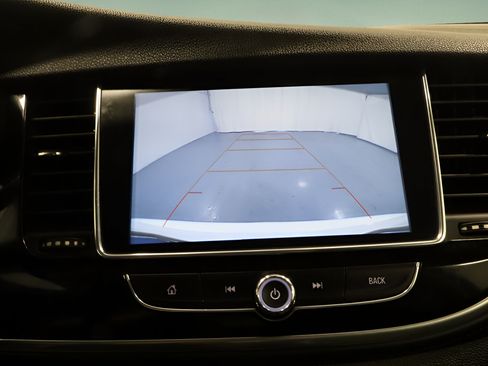 Used 2019 Buick Encore Sport Touring AWD/4WD image 22