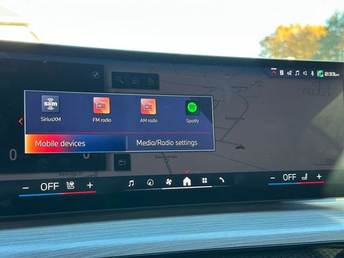 Used 2025 BMW 440i xDrive Convertible w/ Premium Package image 41