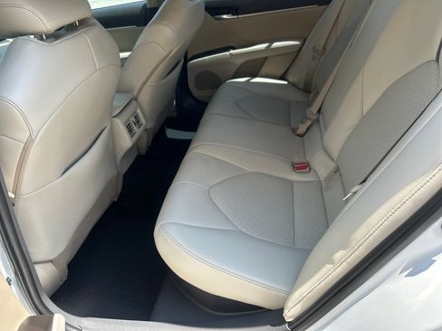Certified 2022 Toyota Camry XLE FWD image 27