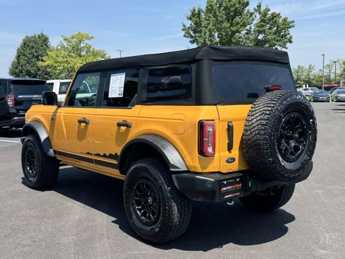 Used 2022 Ford Bronco Wildtrak image 10