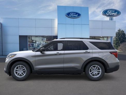 New 2026 Ford Explorer Active AWD/4WD image 3