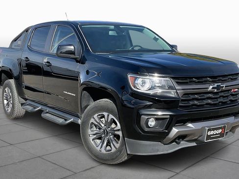 Used 2022 Chevrolet Colorado Z71 image 2