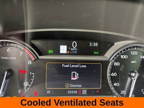 Used 2024 Cadillac XT6 Premium Luxury w/ LPO, Floor Liner Package AWD/4WD image 16