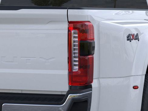 New 2026 Ford F350 XLT w/ 360-Degree Camera Package image 21