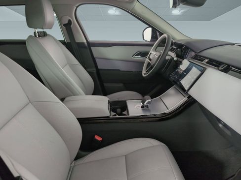 Used 2025 Land Rover Range Rover Velar S image 19