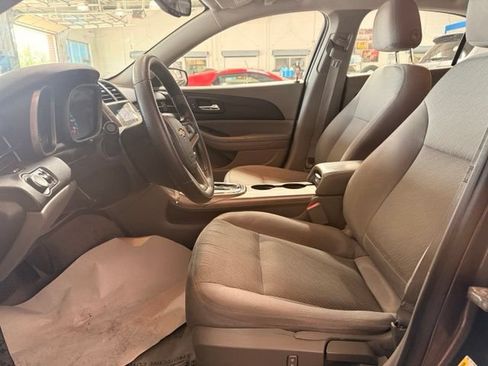 Used 2013 Chevrolet Malibu LS w/ Protection Package FWD image 8