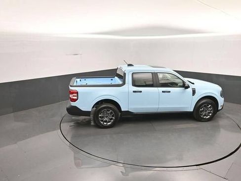 New 2026 Ford Maverick XLT w/ XLT Luxury Package FWD image 32