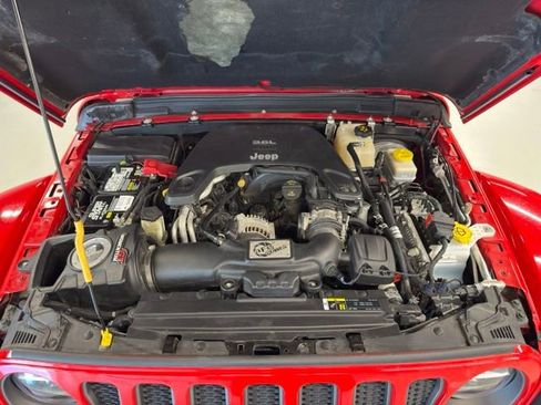 Used 2019 Jeep Wrangler Unlimited Rubicon AWD/4WD image 22